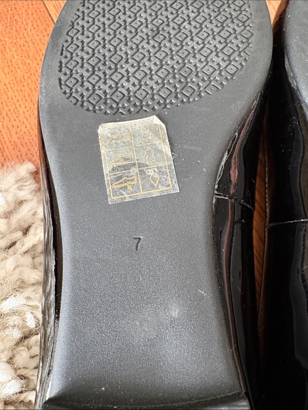 Tory Burch Claire Black Patent Leather Logo Ballet Flats with Gold Emblem - Picture 7 of 8